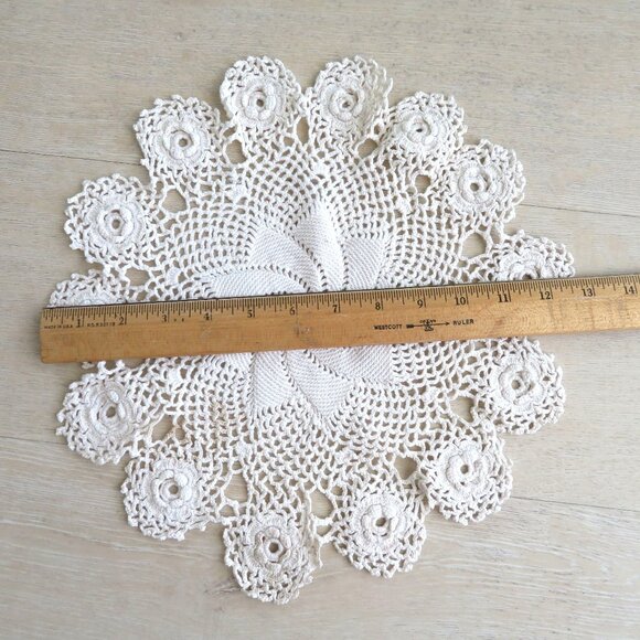 Vintage Handmade White Crocheted Doily Intricate Swirl Floral Design 13 Inches - Picture 4 of 6